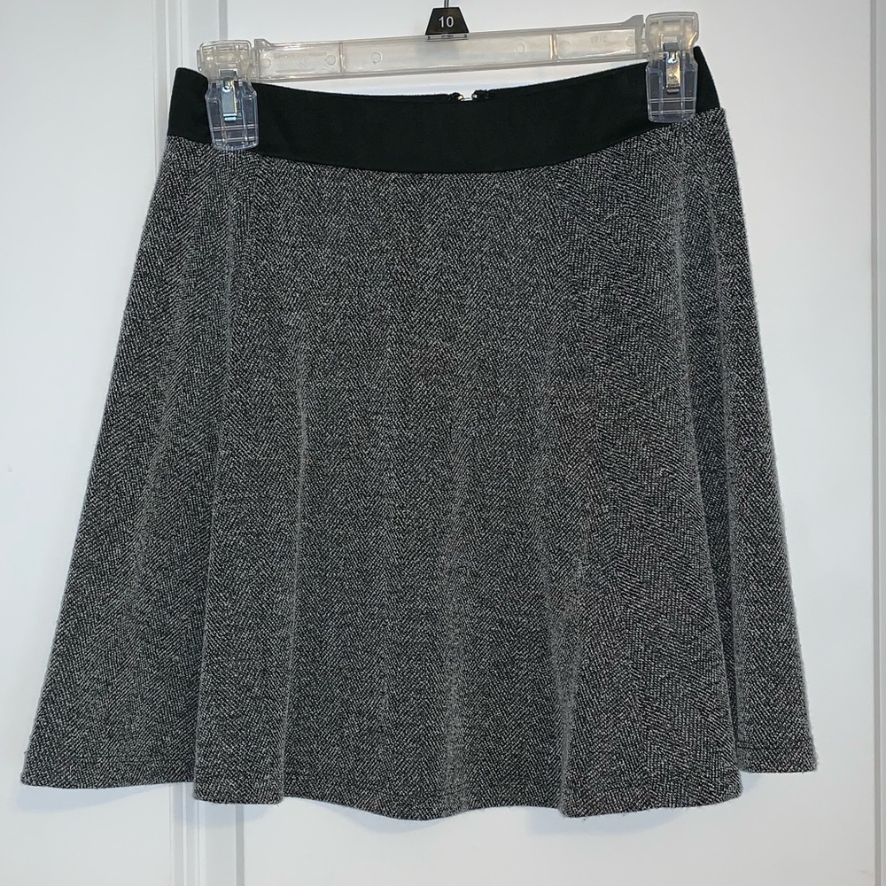 Divided imitation tweet skirt